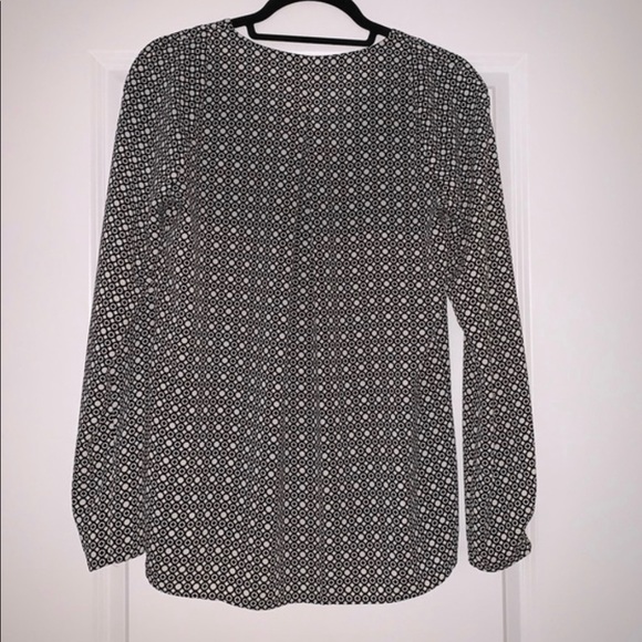 NWOT Bar III Black and White Blouse - Picture 2 of 2